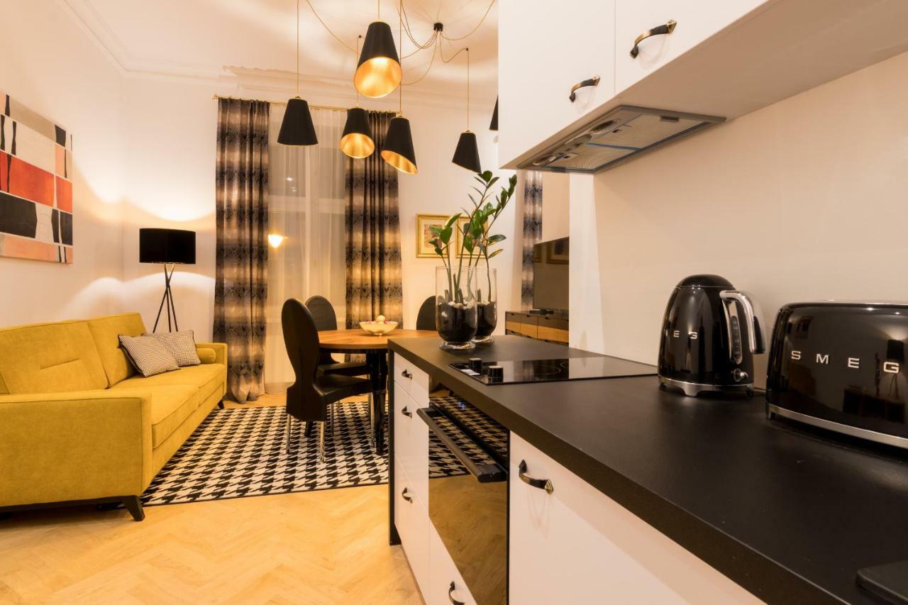 Apartments Zwierzyniecka A4You คราคูฟ ภายนอก รูปภาพ