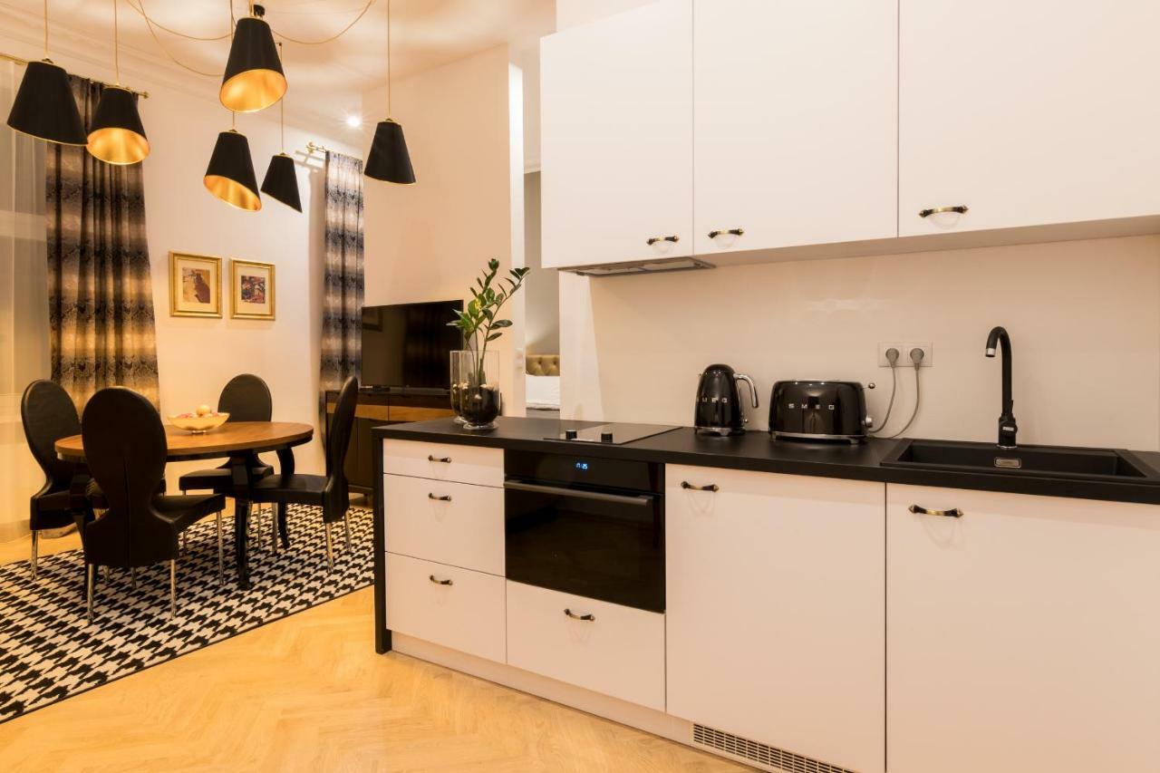 Apartments Zwierzyniecka A4You คราคูฟ ภายนอก รูปภาพ