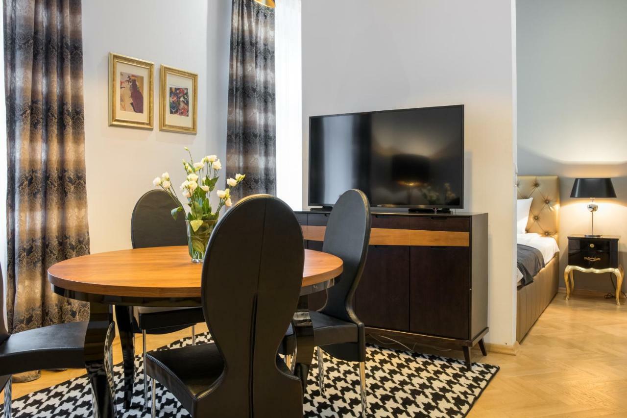 Apartments Zwierzyniecka A4You คราคูฟ ภายนอก รูปภาพ
